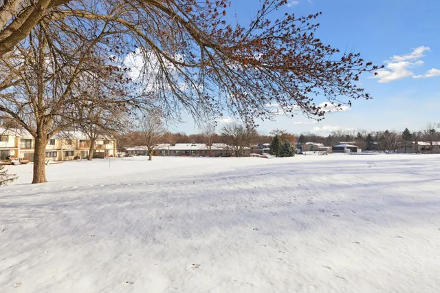 $254,900 | 4202 Sylvia Lane South, Shoreview, MN 55126