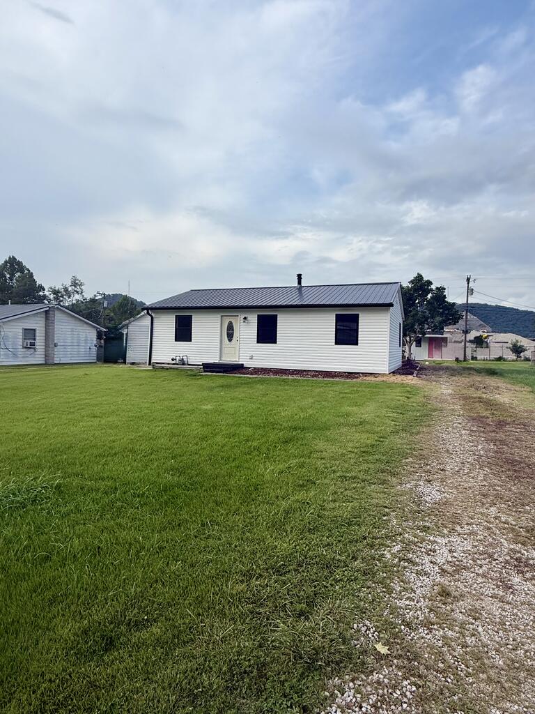72 Green Valley Road Vanceburg, KY 41179 - Photo 1 of 21 Gallery Image 1