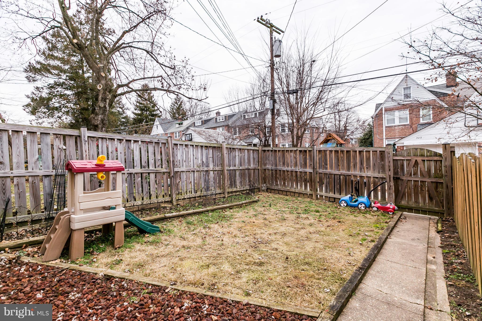 326 Overbrook Road Baltimore, MD 21212 - Photo 31 of 35 a view of outdoor space with seating
