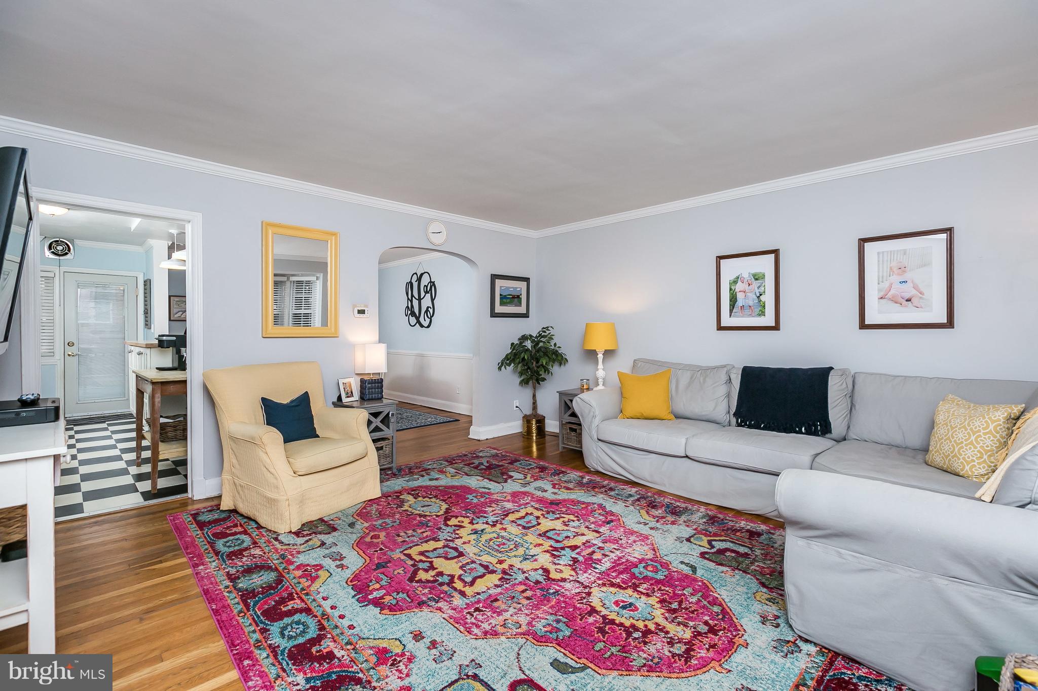 326 Overbrook Road Baltimore, MD 21212 - Photo 5 of 35 a living room with furniture and wooden floor
