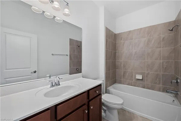 $2,100 | 17849 Woodland Court, Punta Gorda, FL 33982