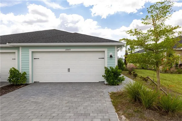 $2,100 | 17849 Woodland Court, Punta Gorda, FL 33982