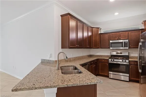 $2,100 | 17849 Woodland Court, Punta Gorda, FL 33982