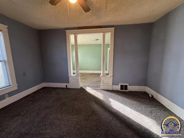 $120,000 | 715 Shawnee Street, Hiawatha, KS 66434