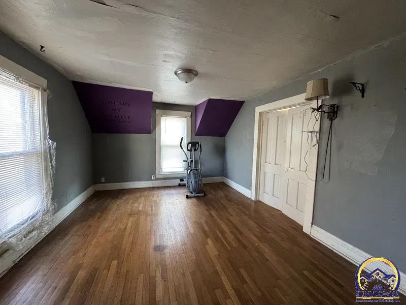 715 Shawnee Street Hiawatha, KS 66434 - Photo 8 of 11