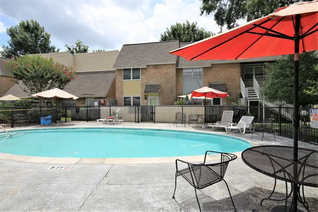 a view of outdoor space yard and patio