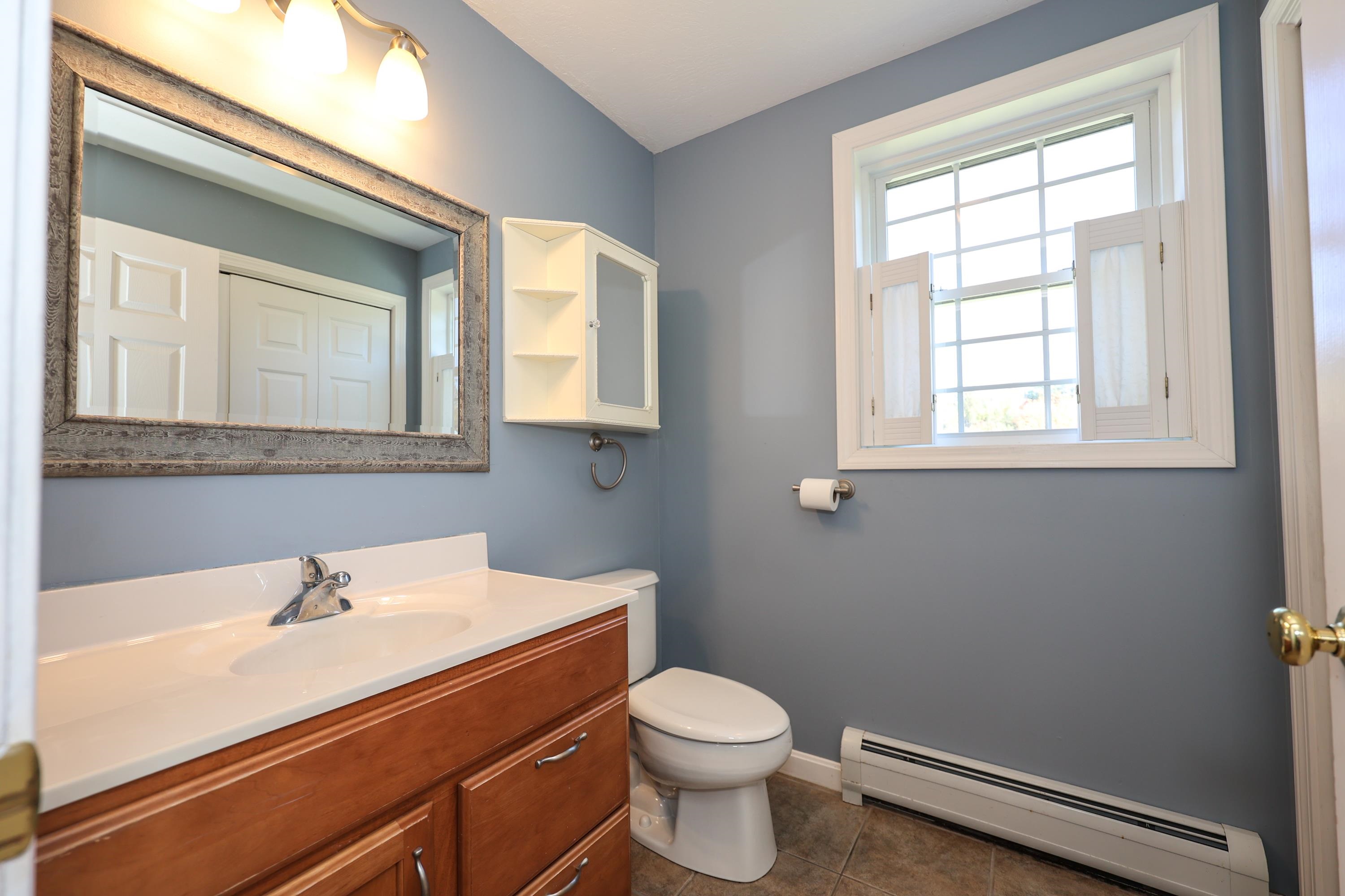 8 Graham Road Concord, NH 03301 - Photo 12 of 40