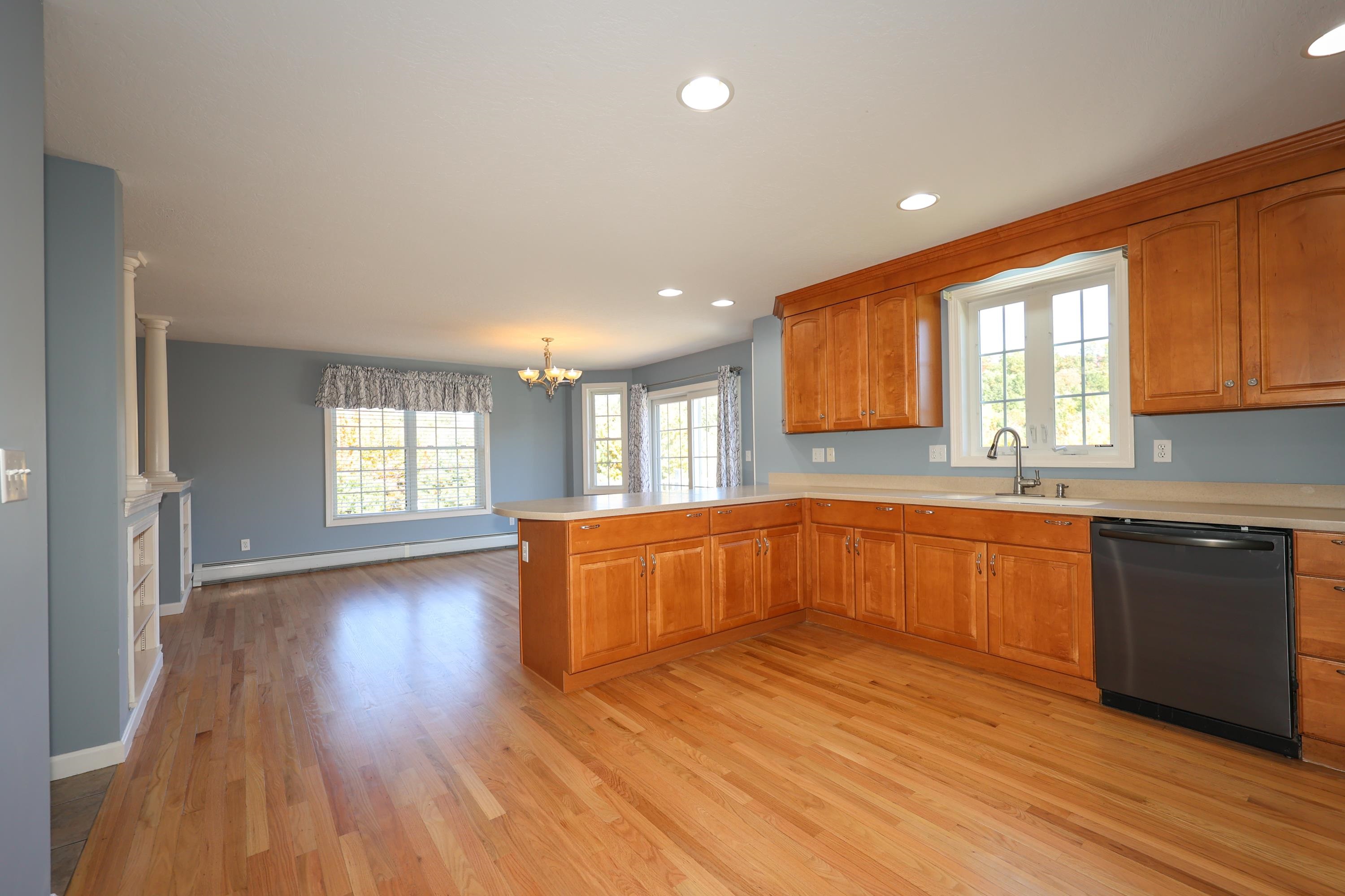 8 Graham Road Concord, NH 03301 - Photo 9 of 40