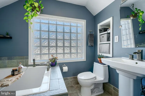 $300,000 | 2920 Putty Hill Avenue, Baltimore, MD 21234