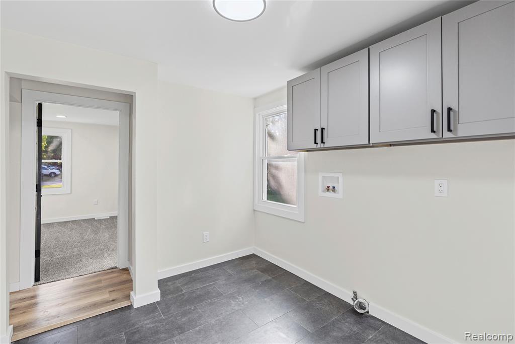 1460 West Silverbell Road Lake Orion, MI 48359 - Photo 44 of 69
