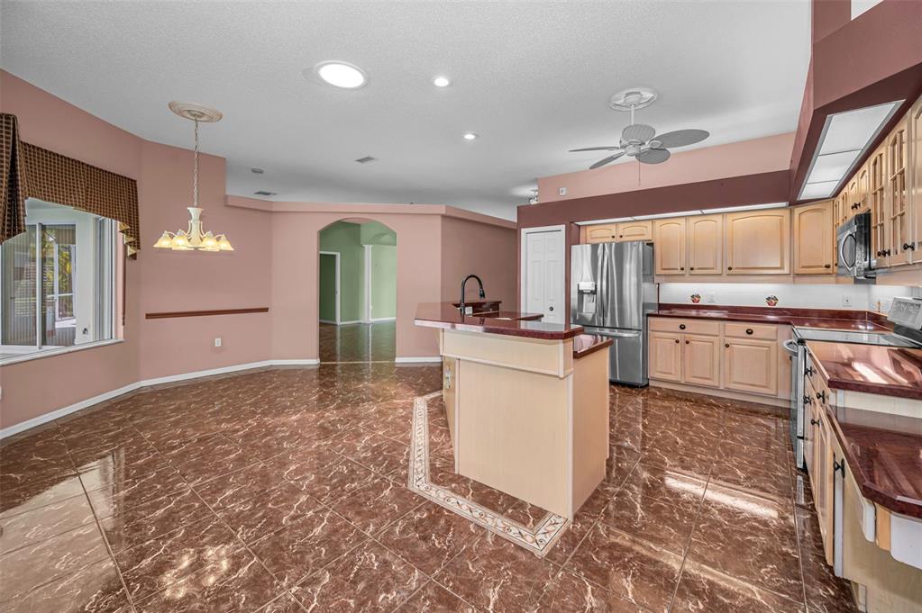 11917 Hadleigh Way Trinity, FL 34655 - Photo 14 of 84