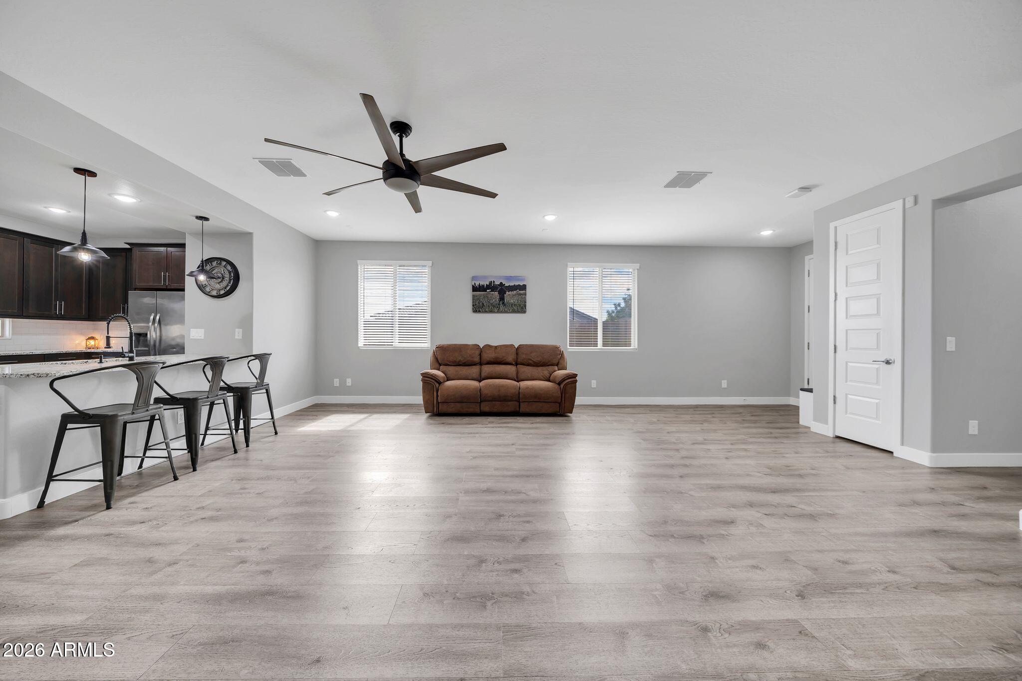 16516 West Alameda Road Surprise, AZ 85387 - Photo 3 of 38 16516 W Alameda-6