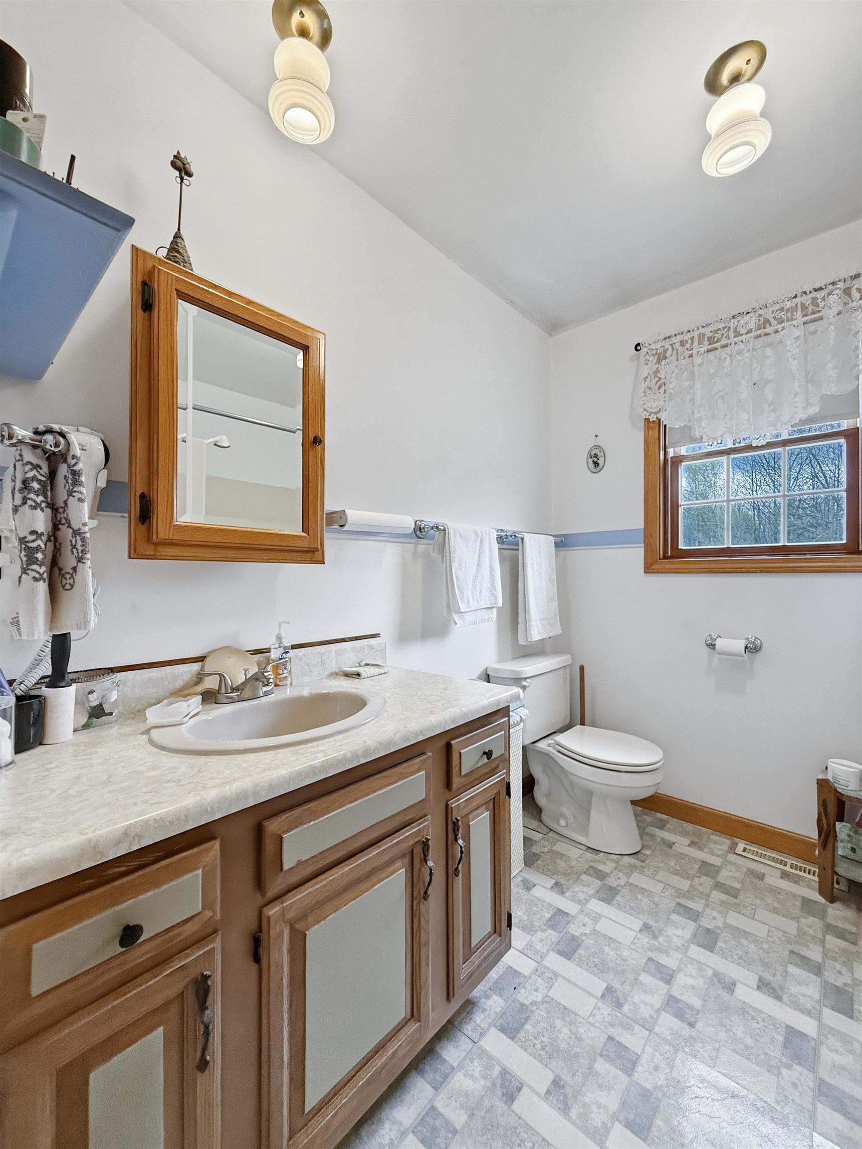 347 River Road Canaan, VT 05902 - Photo 17 of 27