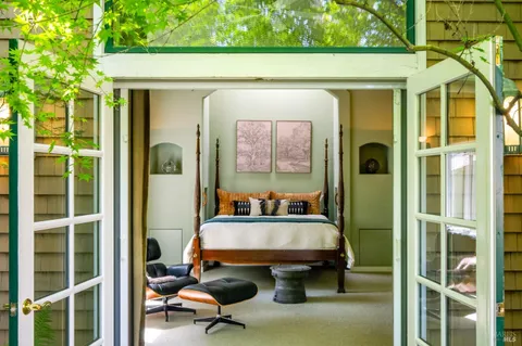 $1,425,000 | 637 5th Street East, Sonoma, CA 95476