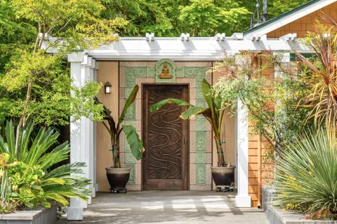 $1,425,000 | 637 5th Street East, Sonoma, CA 95476