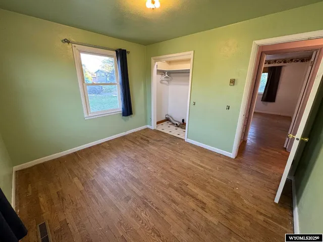 $215,000 | 1221 Fairview Drive, Riverton, WY 82501