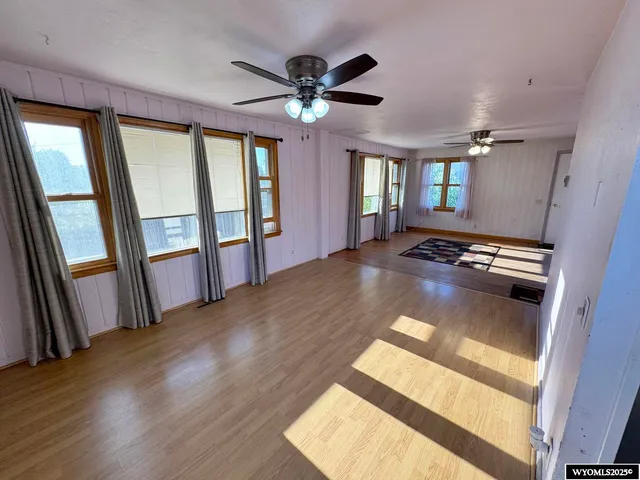 $215,000 | 1221 Fairview Drive, Riverton, WY 82501