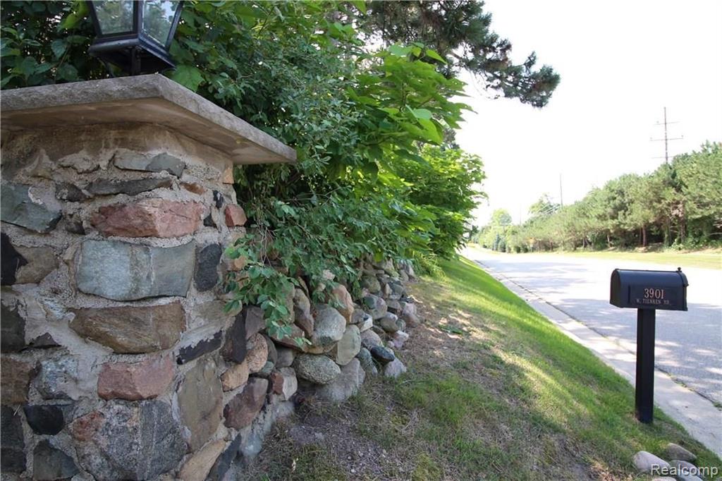 3901 West Tienken Road Rochester Hills, MI 48309 - Photo 47 of 87