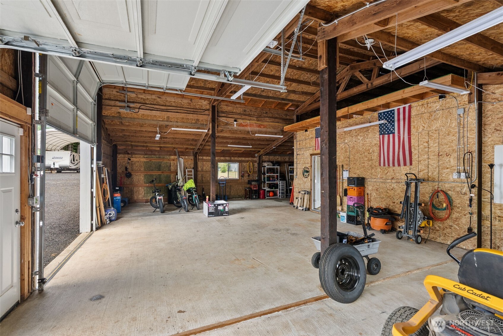 1241 Koontz Road Chehalis, WA 98532 - Photo 6 of 38 a view of a storage room with furniture