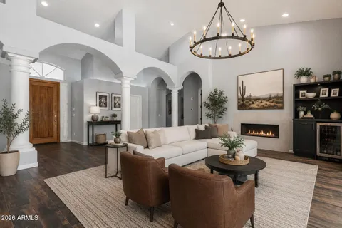 $1,199,000 | 4575 East Encinas Avenue, Gilbert, AZ 85234