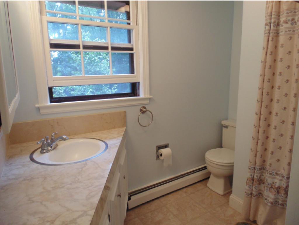 221 Wash Pond Road Hampstead, NH 03841 - Photo 14 of 20