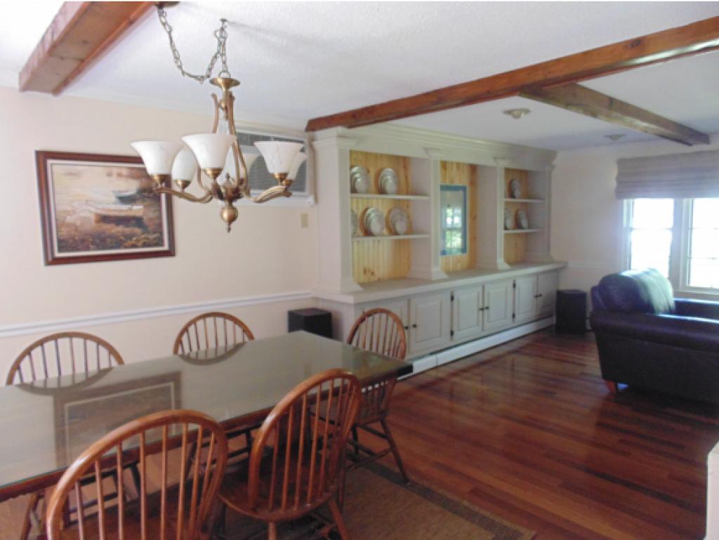 221 Wash Pond Road Hampstead, NH 03841 - Photo 7 of 20