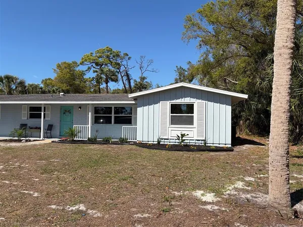 $2,600 | 201 Palmetto Road West, Nokomis, FL 34275