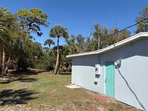 $2,600 | 201 Palmetto Road West, Nokomis, FL 34275