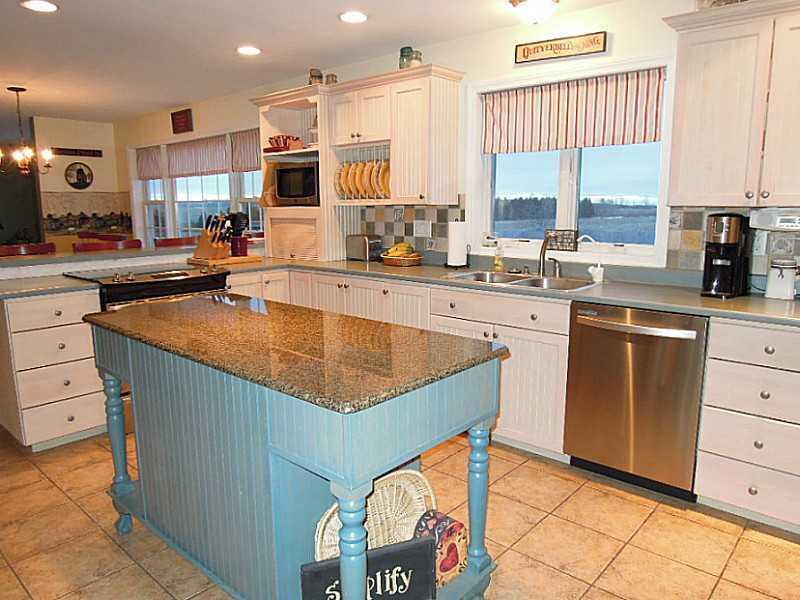 309 Fort Fairfield Road Caribou, ME 04736 - Photo 2 of 32 Kitchen.