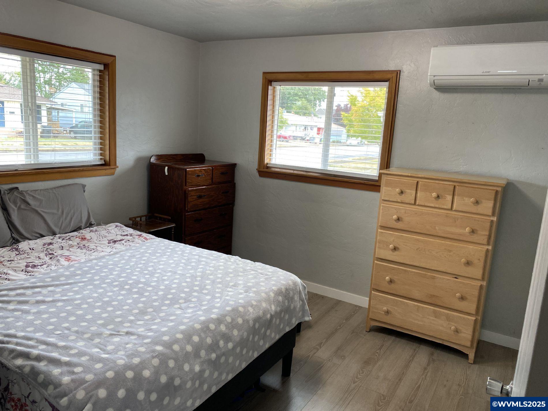 305 Northeast Davidson Street Albany, OR 97321 - Photo 11 of 16