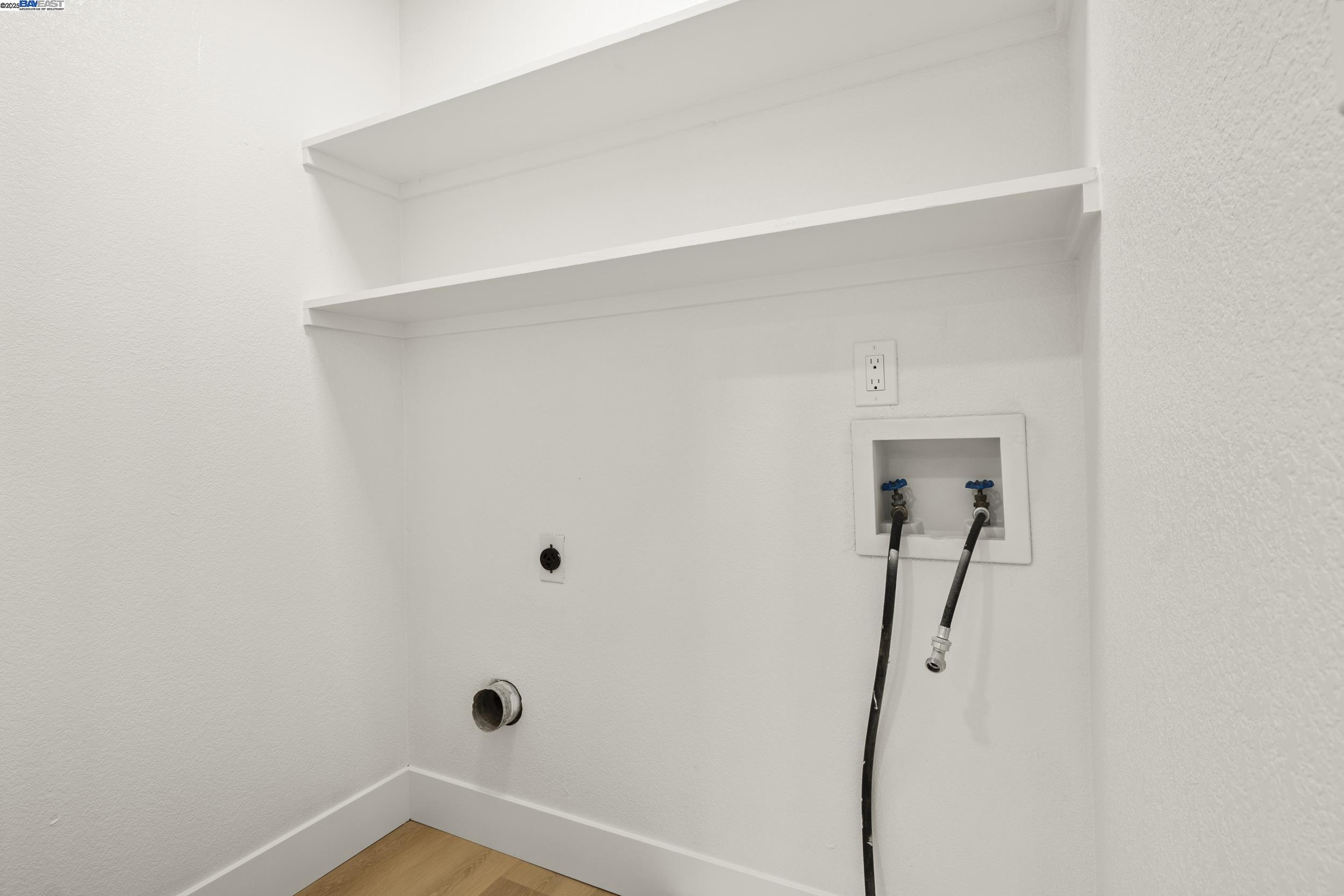 6453 Potrero Drive Newark, CA 94560 - Photo 24 of 34 a view of small space