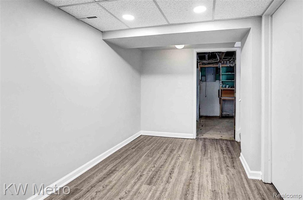 3114 Harvard Road Royal Oak, MI 48073 - Photo 18 of 27
