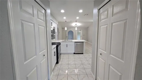 $2,295 | 1506 Silktree Court, Brandon, FL 33511