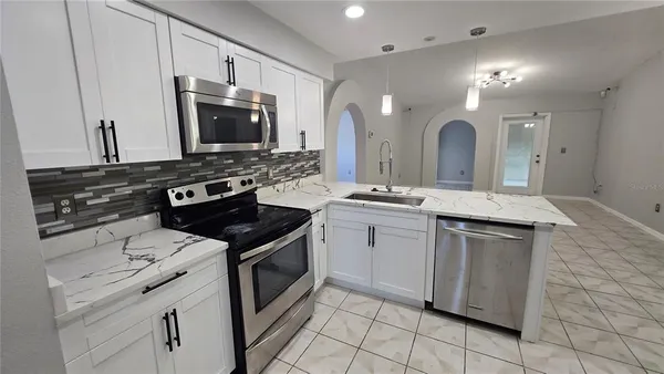$2,295 | 1506 Silktree Court, Brandon, FL 33511