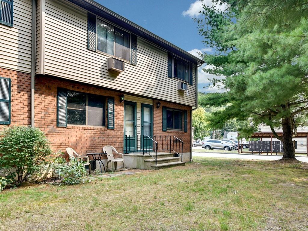 39 Horton Hill Road, Unit 3B Naugatuck, CT 06770 - Photo 1 of 1