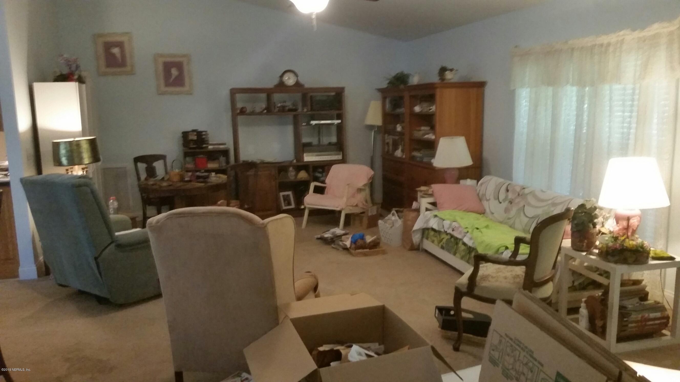 115 Pique Road Crescent City, FL 32112 - Photo 2 of 15 115- Living Rm.
