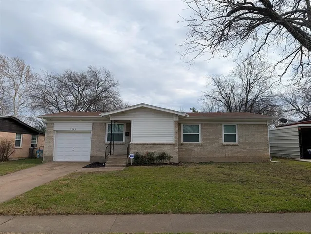 $1,895 | 5325 Hensley Drive, Fort Worth, TX 76134