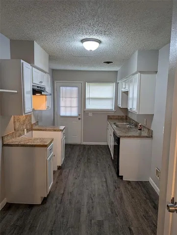 $1,895 | 5325 Hensley Drive, Fort Worth, TX 76134