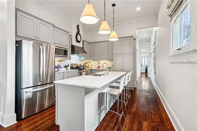 $3,000 | 702 North Carrollton Avenue, New Orleans, LA 70119