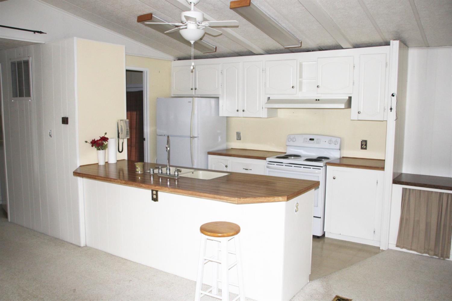 4324 North Foothill Road Medford, OR 97504 - Photo 11 of 27 Additional Photo