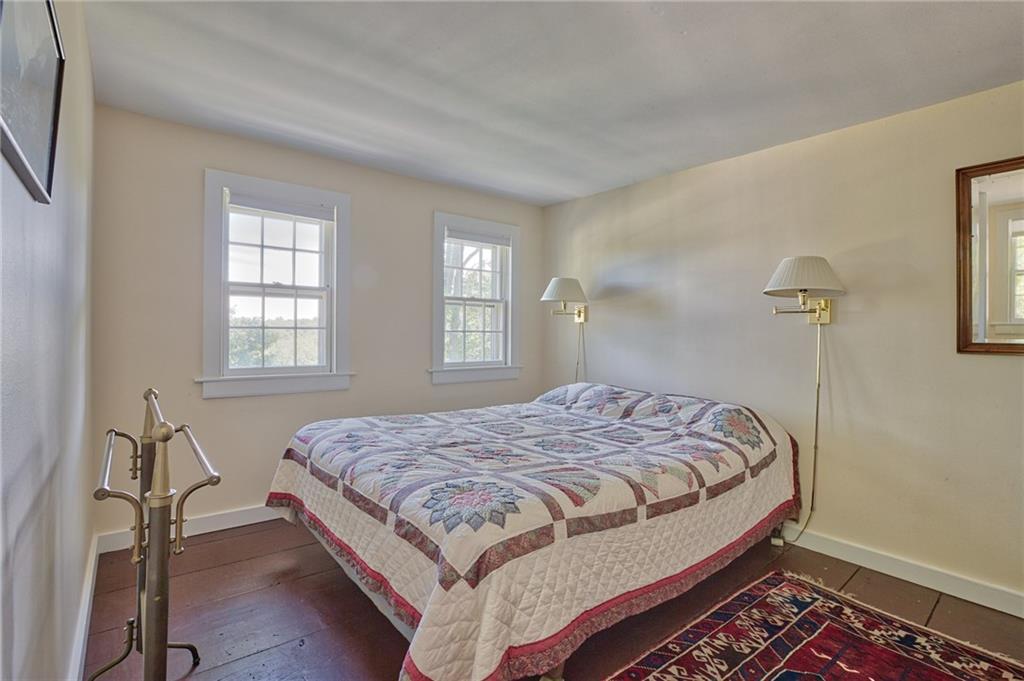 1673 Bremen Road Waldoboro, ME 04572 - Photo 20 of 29 Guest bedroom
