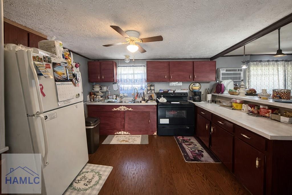 459 Alexander Mill Pond Road Collins, GA 30421 - Photo 7 of 23 Gallery Image 7