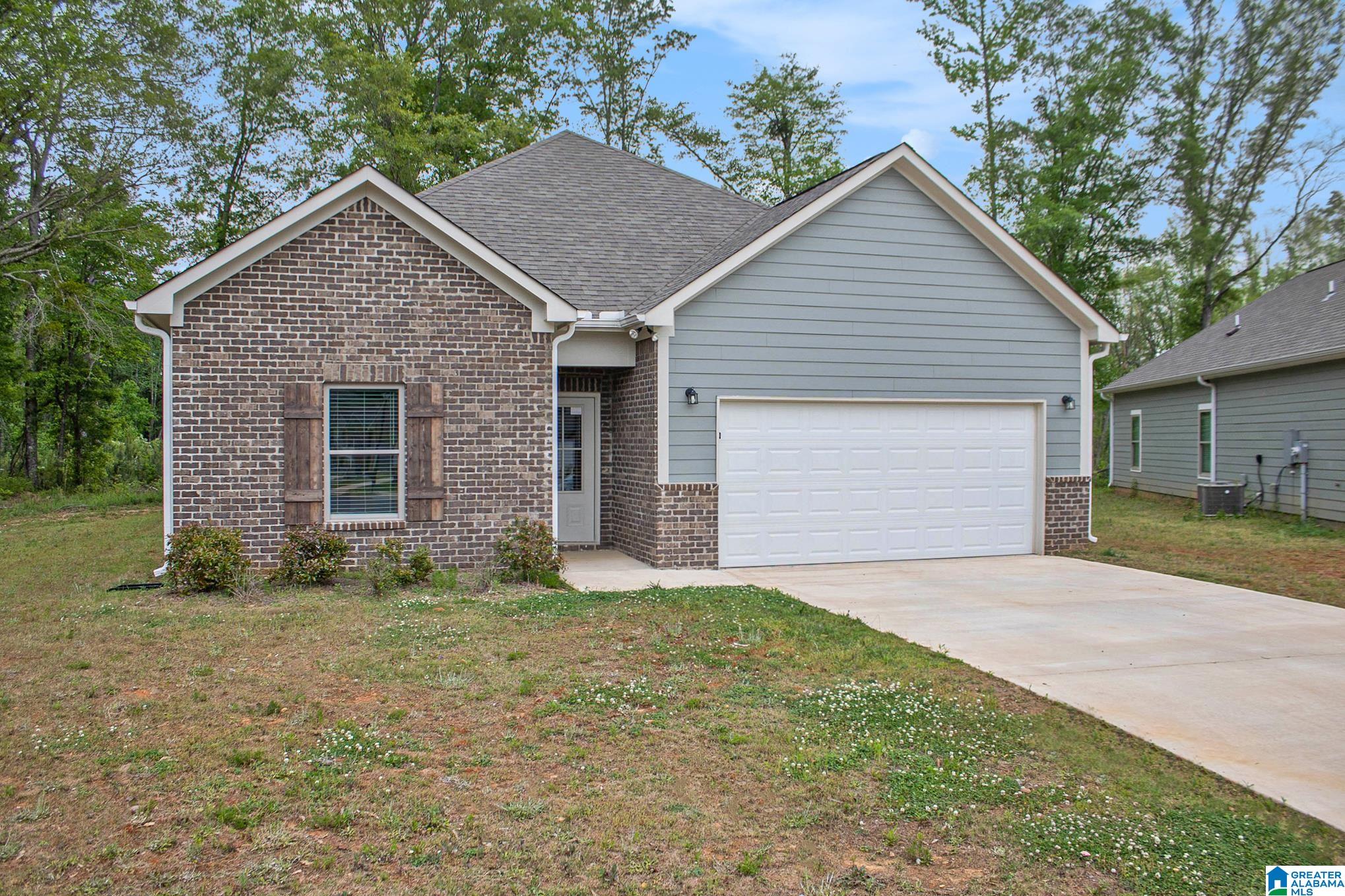 295 Avalon Way Clanton, AL 35045 - Photo 2 of 21