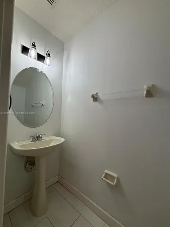 $2,000 | 3583 Victoria Pines Drive, Unit 3583, Orlando, FL 32829