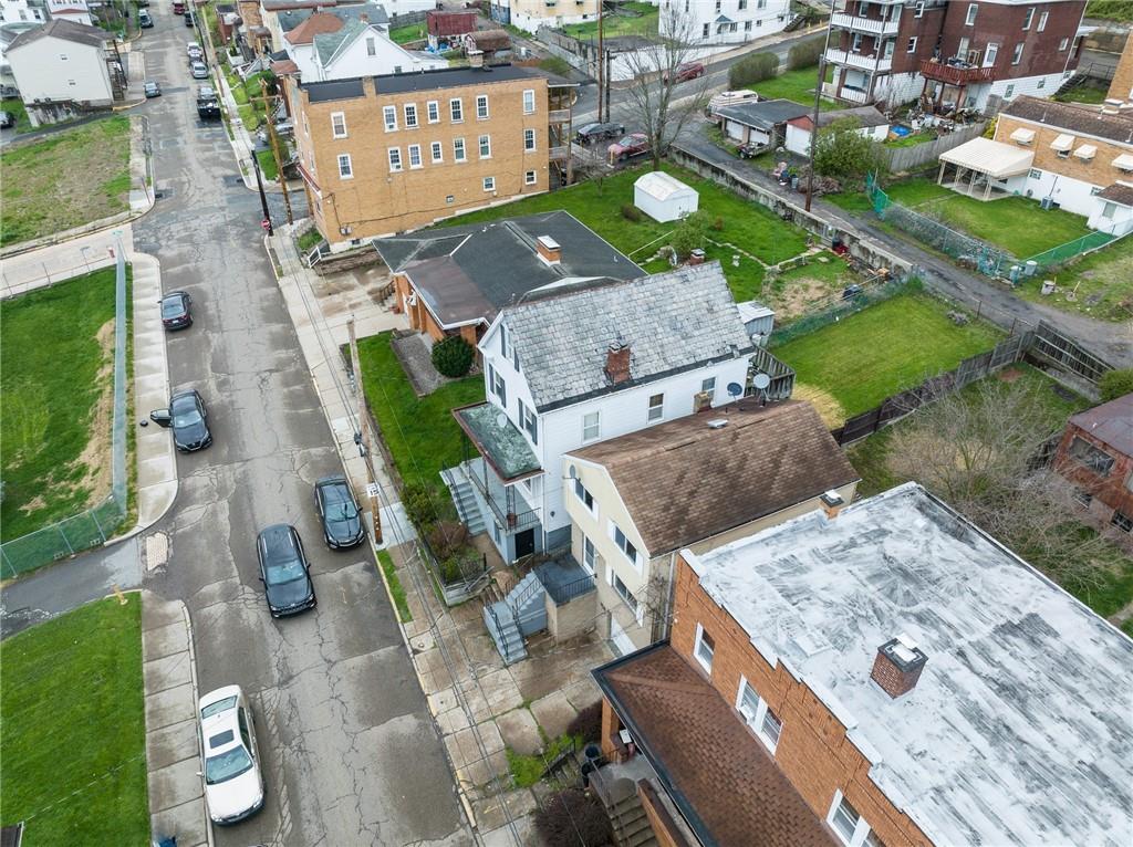 826 Ridge Avenue McKees Rocks, PA 15136 - Photo 22 of 22 an aerial view of a house having yard