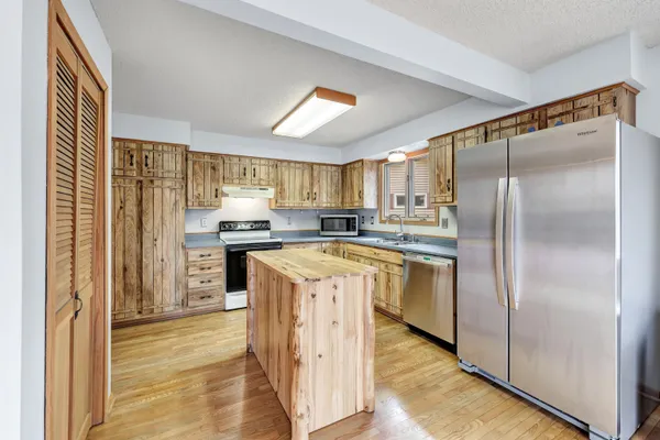 $374,900 | 14684 Buckshot Lane, Lakewood, WI 54138