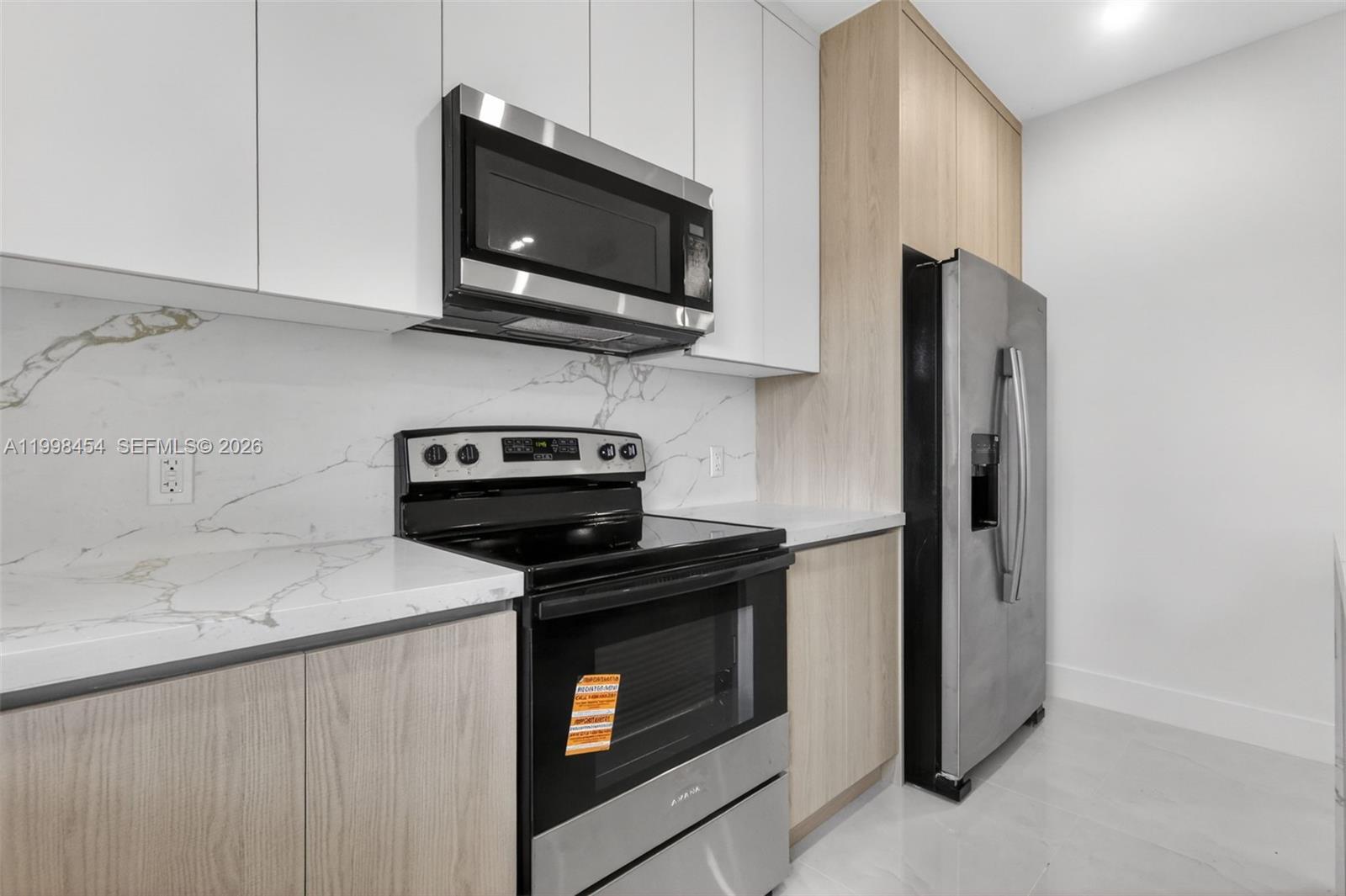 2270 Service Road Opa-Locka, FL 33054 - Photo 16 of 39