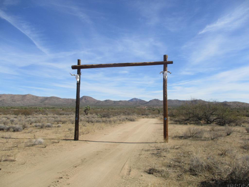 20374 South Roadrunner Road Yucca, AZ 86438 - Photo 31 of 38 Additional Photo