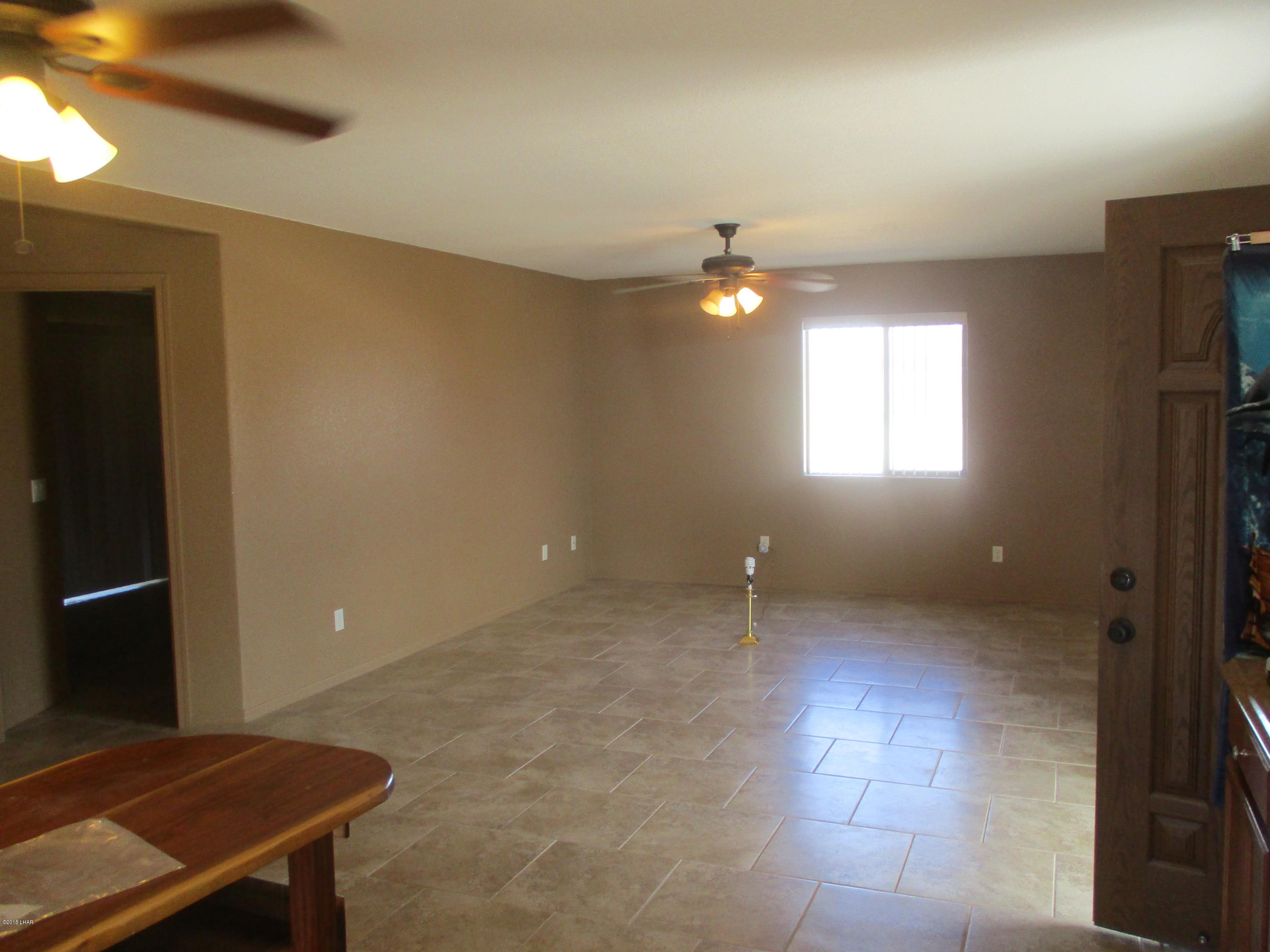 20374 South Roadrunner Road Yucca, AZ 86438 - Photo 8 of 38 IMG_1527