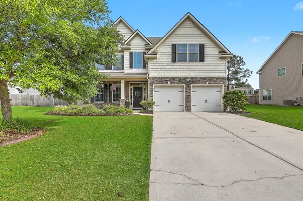 $430,000 | 136 Carolina Wren Avenue, Moncks Corner, SC 29461